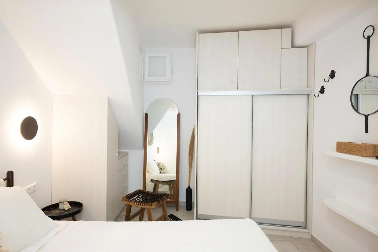 Mykonos Dot Apartments Ano Mera